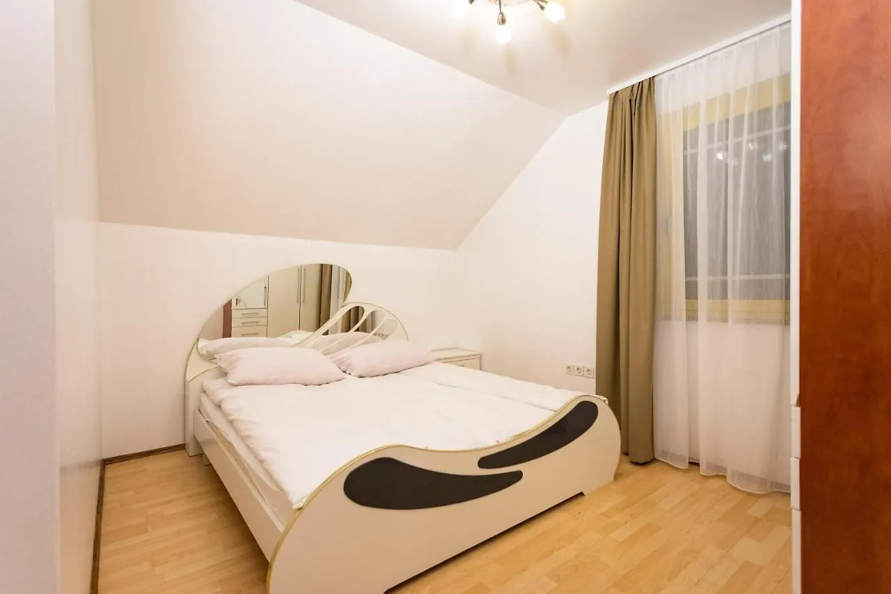 Villa Rubina Ljubljana 3*,